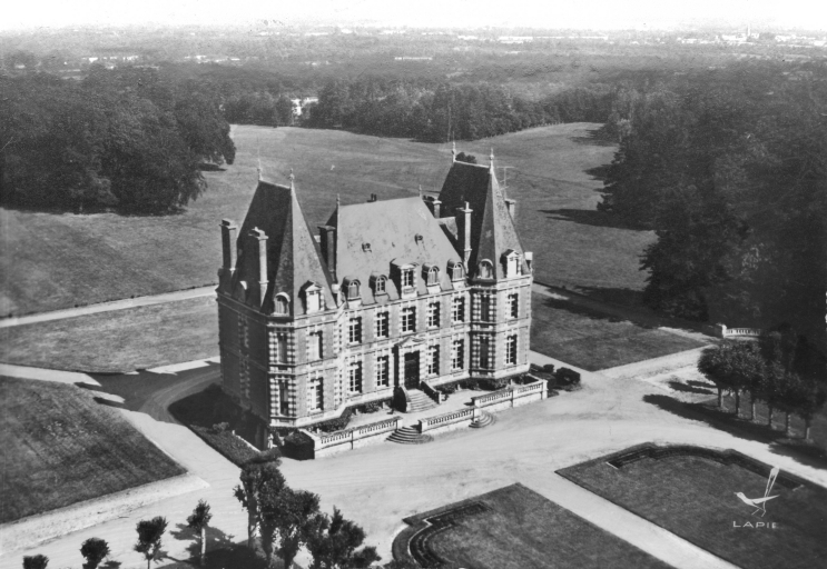 Château de Goudemail (Lanrodec)