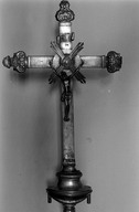 Croix de procession, église paroissiale Notre-Dame (Trémargat)