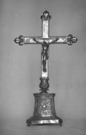 Croix d'autel, église paroissiale Saint-Léonard (Fougères)