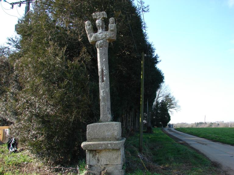 Les croix monumentales sur la commune de Kerfourn