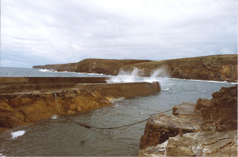 Port-abri, Pors Loubous (Plogoff)