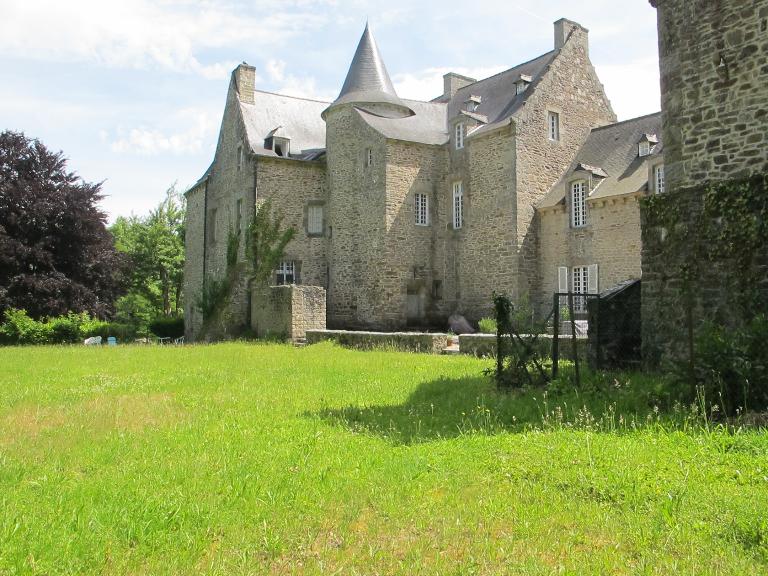 Château de la Conninais (Taden)