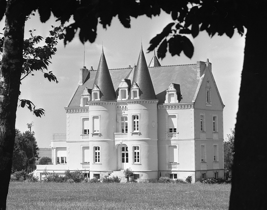 Château de Kergeorget (Sarzeau) (enquête thématique régionale sur les châteaux du XIXe siècle en Bretagne)