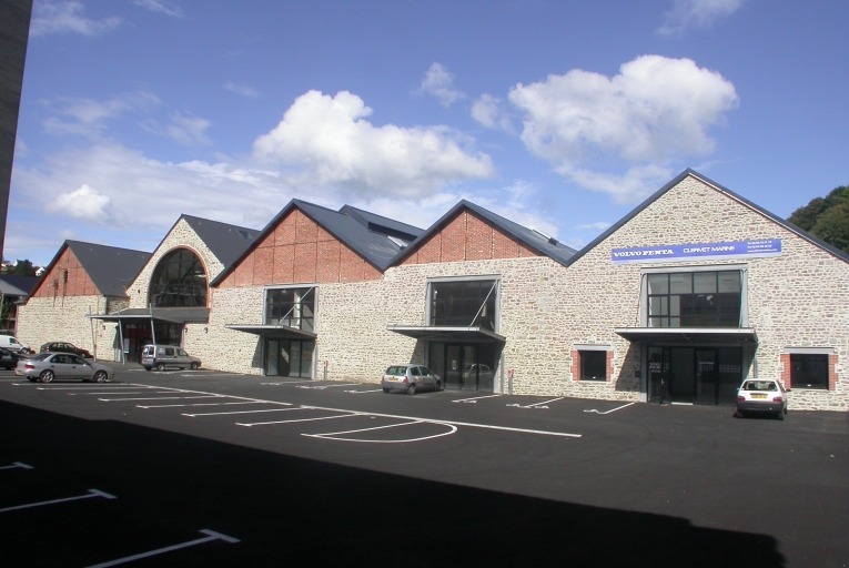 Usine de construction mécanique Rosengart, puis Chaffoteaux et Maury, actuellement magasins de commerce, quai Armez, port du Légué (Saint-Brieuc) TRAVAIL EN COURS