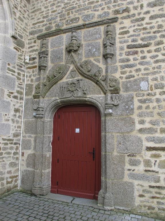 Prieuré de bénédictins, église paroissiale Saint-Lézin (La Chapelle-Janson)