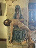 Groupe sculpté : Vierge de Pitié, église Sainte-Croix (La Croix-Helléan)