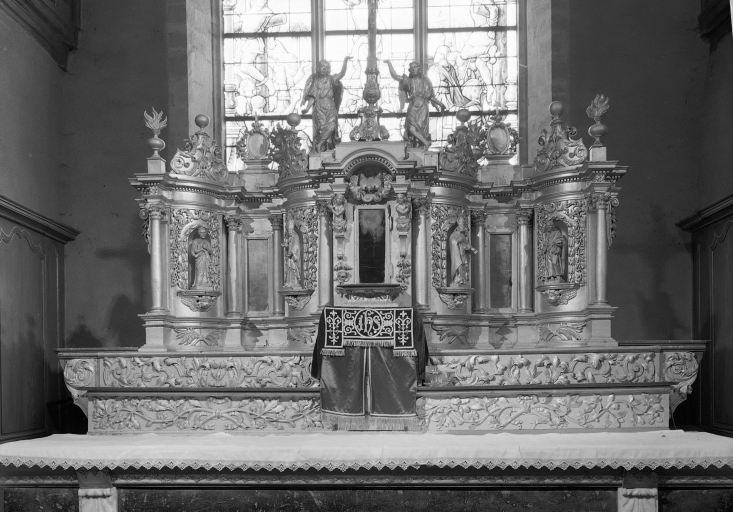 Eglise paroissiale Saint-Patern, place de l'Eglise (Louvigné-de-Bais)