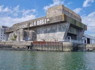 Bunker - cuves pour deux canons antiaériens quadruples de 2 cm et abri dits Tour de Flak, dalle de couverture, bunker KI (Lorient)
