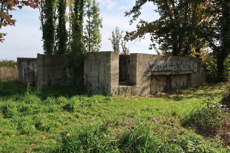 Bunker-poste de direction de tir de type Fl 229 équipé d'un télémètre, Le Cosquéric (Ploemeur)
