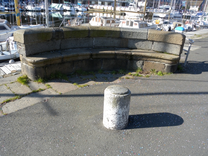 Banc public, quai Gabriel Péri (Plérin-sur-Mer) TRAVAIL EN COURS
