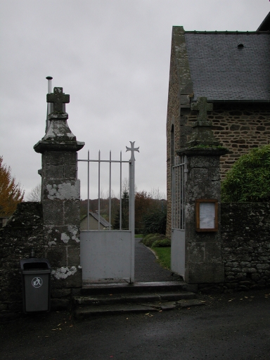 Église paroissiale Saint-Etienne (Tressé fusionnée en Mesnil-Roc'h en 2019)