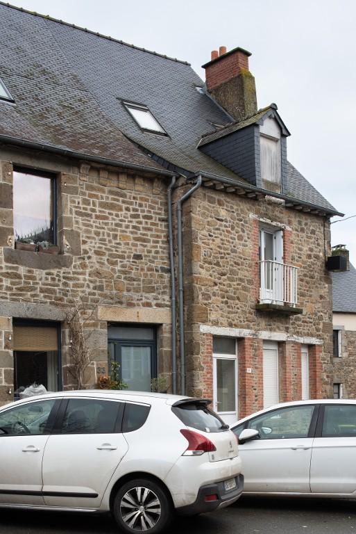 Maison, 31 place André Ferré (Tinténiac)