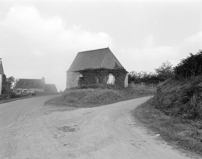 Chapelle Saint-Pierre, Saint-Paul, Per ha Pol (Ploëzal)