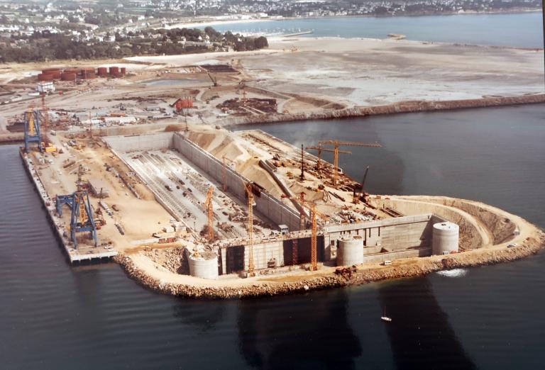 Forme de radoub n°3, quais de réparation n°4 et 5, port de commerce (Brest)