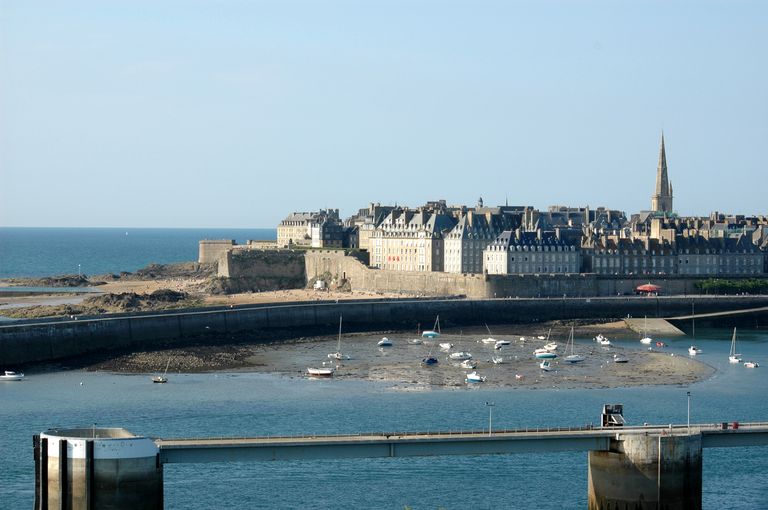 Fortifications d'agglomération (Saint-Malo)