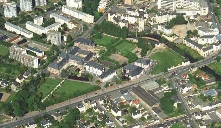 Couvent des Calvairiennes de Saint-Cyr, rue Papu (Rennes)