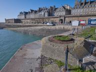 Bunker de type 67 pour tourelle de char de combat (Ra 272), esplanade de la Bourse (Saint-Malo)