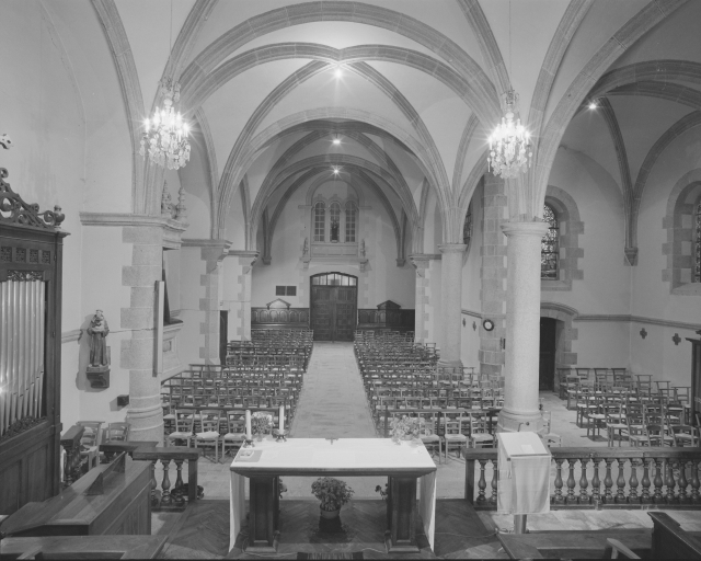 Eglise paroissiale Saint-Pierre (La Selle-en-Coglès fusionnée en Les Portes du Coglais en 2017)