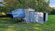 Bunker-transformateur dit Trafo puis support de présentation de la pointe avant et du cockpit d'un avion de chasse Crusader, Le Cosquéric (Ploemeur)