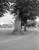 Croix monumentale, route de Bourbriac (Plésidy)