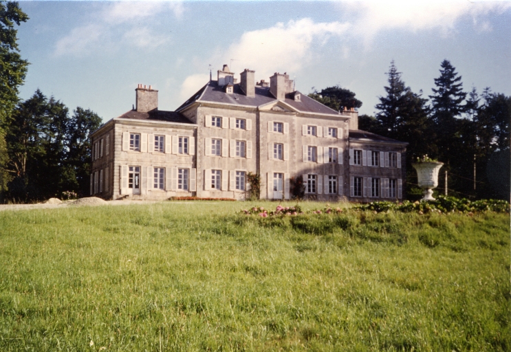 Château de Kerlivio (Brandérion)