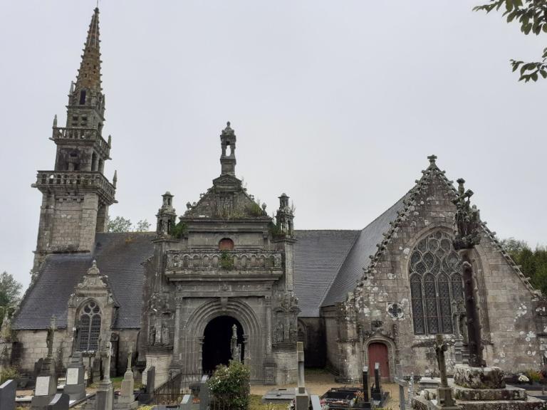 Enclos paroissial et église Notre-Dame, place de l'Eglise (Trémaouézan)