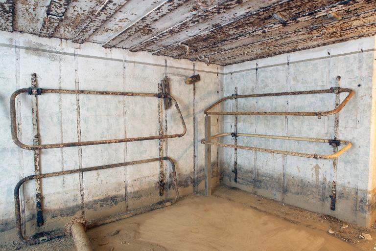 Bunker-abri de type 502 pour deux groupes de combat (B 53) dit le bunker de Keranroux, Collège La Fontaine Margot - Keranroux (Brest)