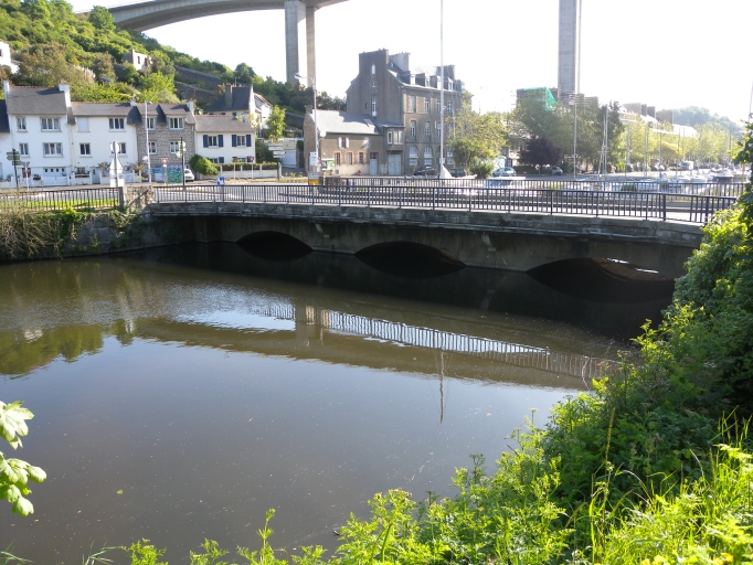Pont dit le Pont Favigo ou le Pont-de-Pierre, le Légué (Saint-Brieuc) TRAVAIL EN COURS