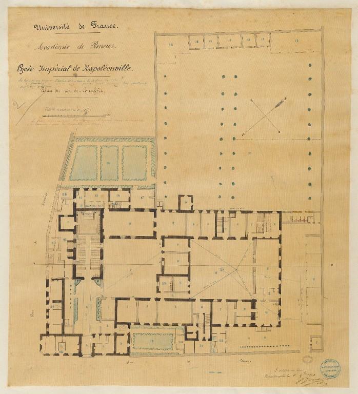 Couvent d'Ursulines, actuellement lycée Joseph Loth, 2, 4 rue Jean-Marie Lamennais ; 15 rue Saint-Jory (Pontivy)