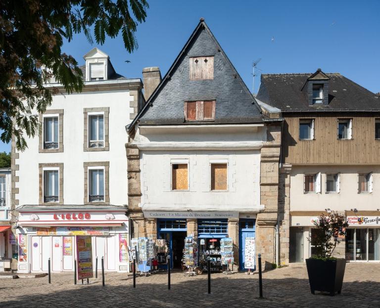 Maison, 56-58 rue du Château (Auray)