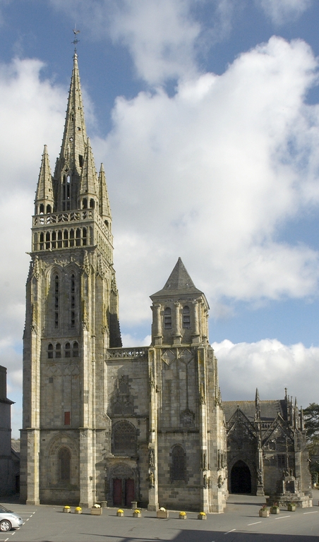 Église paroissiale Notre-Dame, place de l'Eglise (Le Folgoët)