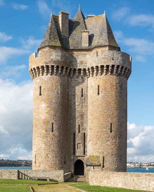 Vue de la tour Solidor depuis l'est-nord-est