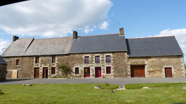 Maisons et fermes de la fin du 19e siècle et du début du 20e siècle sur la commune de Pleine-Fougères
