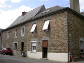 Alignement de maisons, 3 rue de l'Abbaye (Hédé fusionnée avec Bazouges-sous-Hédé pour former la commune de Hédé-Bazouges en 2009)