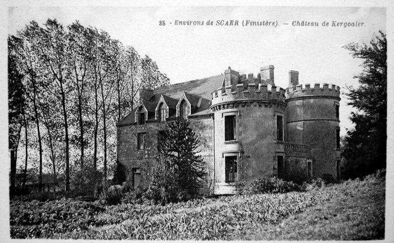 Château de Kergoualec'h ou de Kergoaler (Scaër)
