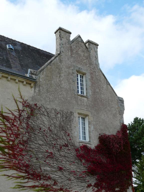 Château de Lanroz ou de Lanrose (Quimper)