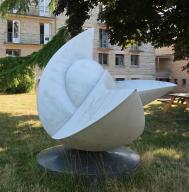 Décoration au titre du 1% artistique du Lycée Polyvalent La-Fontaine-des-Eaux, 48, promenade de la Fontaine des Eaux (Dinan)