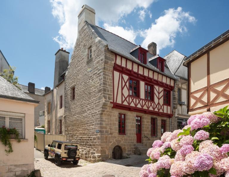 Maison, 16-18 rue du Château (Auray)