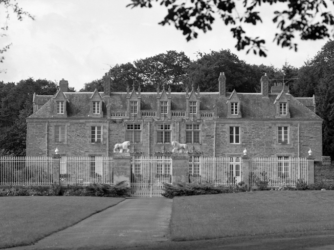 Château, la Forêt Neuve (Glénac fusionnée en Gacilly en 2017)