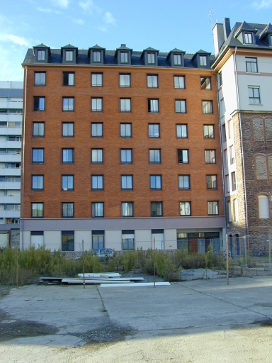 Ancien pensionnat et école des Filles de la Sagesse, puis hôpital dit clinique de la Sagesse, 17 quai d' Ille-et-Rance (Rennes)