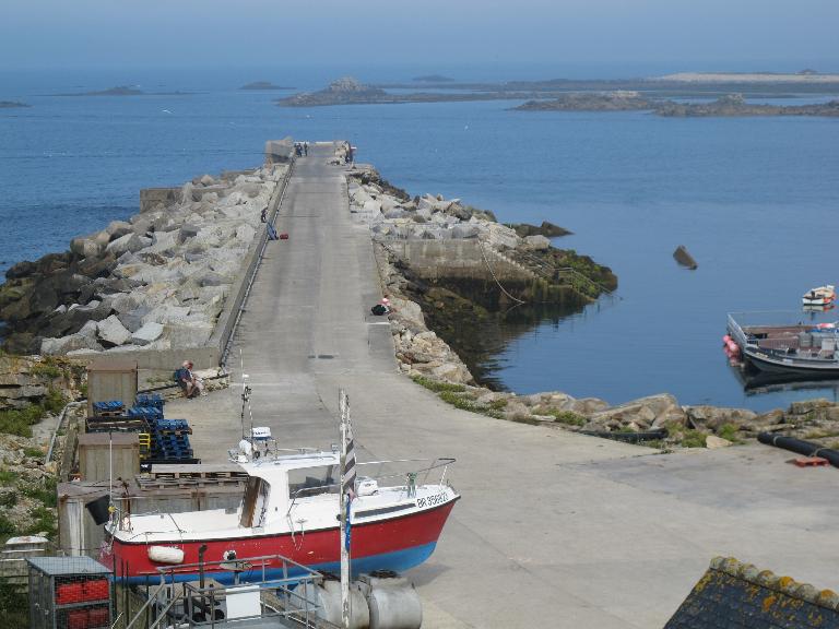 Digue du Bon retour (île-Molène)