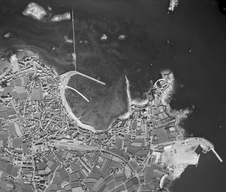 Fortifications et ensemble fortifié du port de Roscoff (Mo 95)