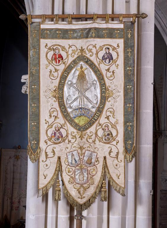 Bannière Notre-Dame de Lourdes / Archiconfrérie Notre-Dame d'Espérance, basilique Notre-Dame-d'Espérance (Saint-Brieuc)