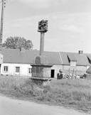 Croix de calvaire de Saint-Houarneau (Bourbriac)