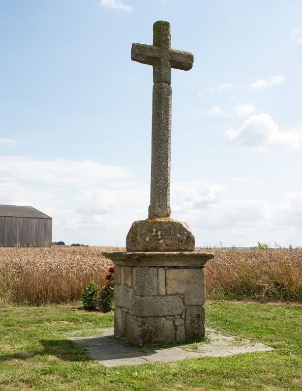 Croix de chemin dite de Saint-Caradec (Trévé)