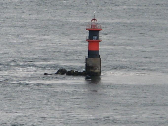 Feu dit tourelle de la Roche Mengant (Roscanvel)