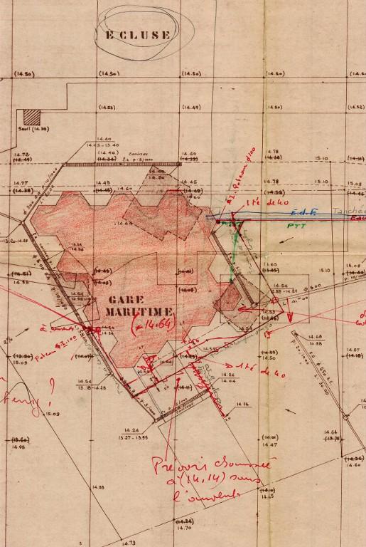 Bunker-abri-magasin de munitions de type L 401A avec cuve pour canon antiaérien (IV), terre-plein du Naye (Saint-Malo)