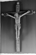 Croix : Christ en croix, chapelle dite de Kergrist (Plouguernével)