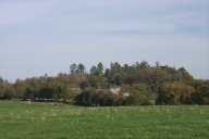 Les camps et mottes sur la commune de Comblessac