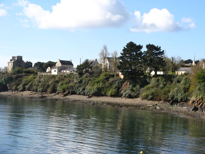 Front de mer résidentiel, Lanvernazal ; Pont-Scorff (Roscanvel)